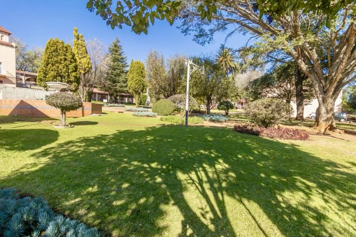 2 BEDROOM APARTMENT FOR SALE - Photo 5