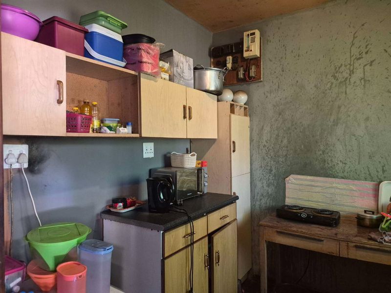 1 bedroom apartment for sale in North End - Photo 4