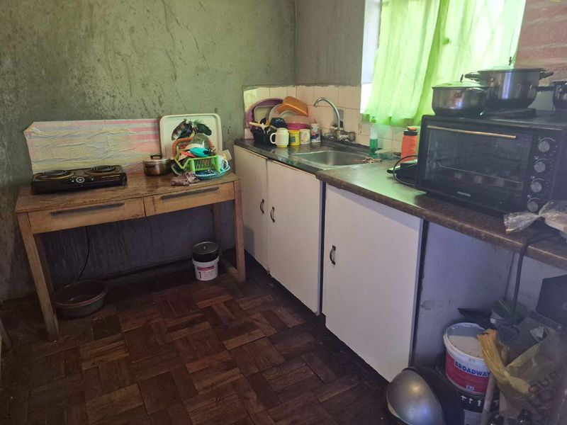 1 bedroom apartment for sale in North End - Photo 5