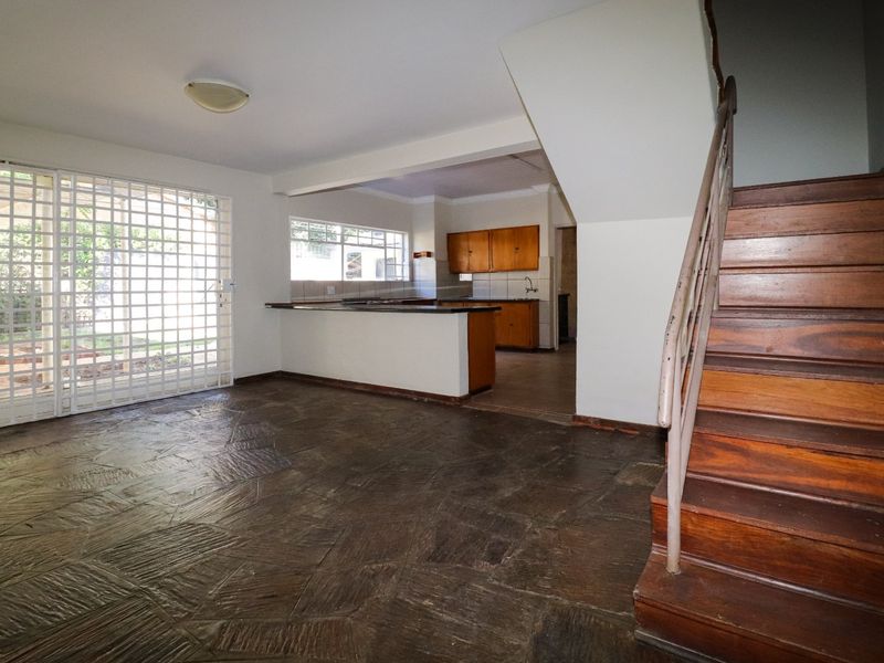 Stunning 4-Bedroom Family Home – Brand New Upgrades & High-Speed Internet Included in Flamwood - Photo 9