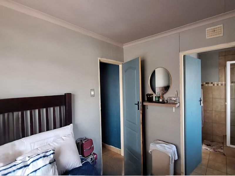 PROPER GEM IN THE UPWARD GROWING ALBERTON - Photo 8