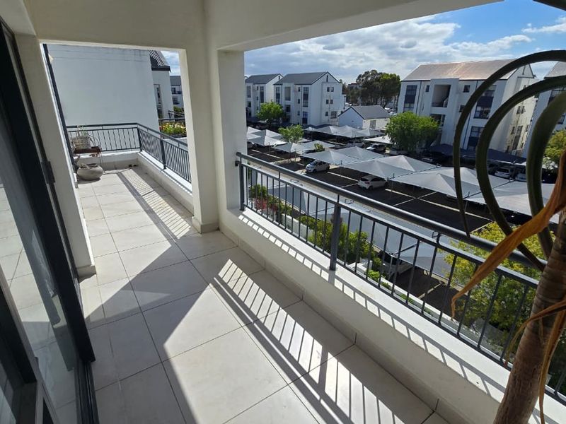 2 Bedroom Apartment - Photo 6