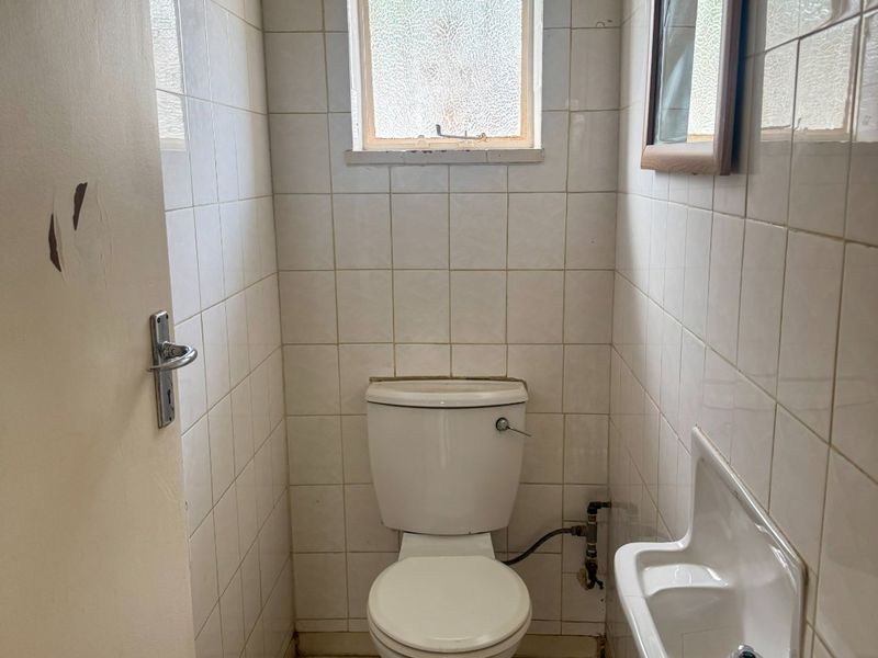 FAMILY HOME WITH FLATLET - Photo 6