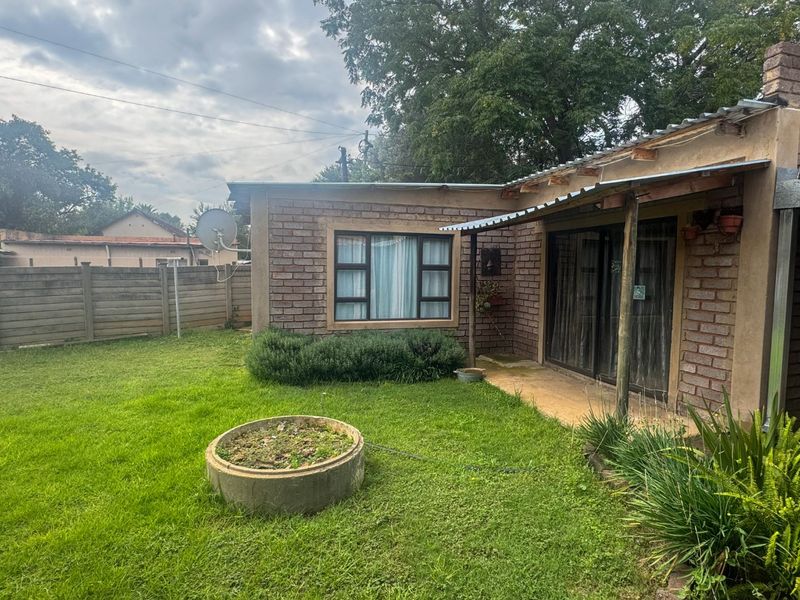 FAMILY HOME WITH FLATLET - Photo 2