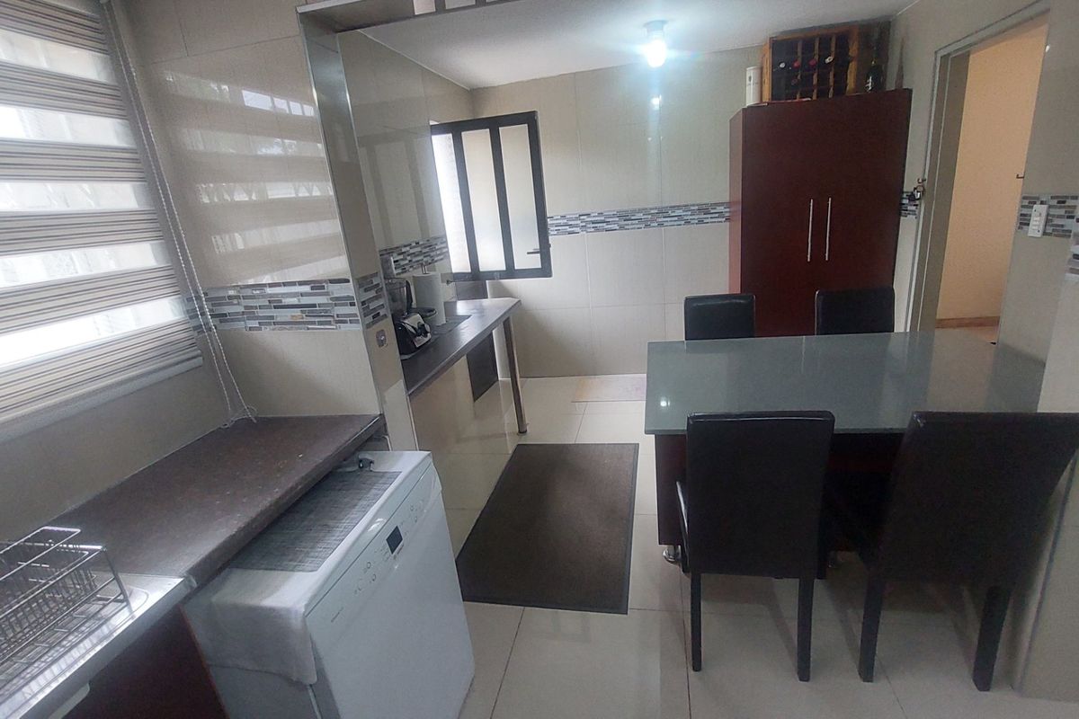 Beautiful spacious home for sale in Bayview Chatsworth - Photo 4