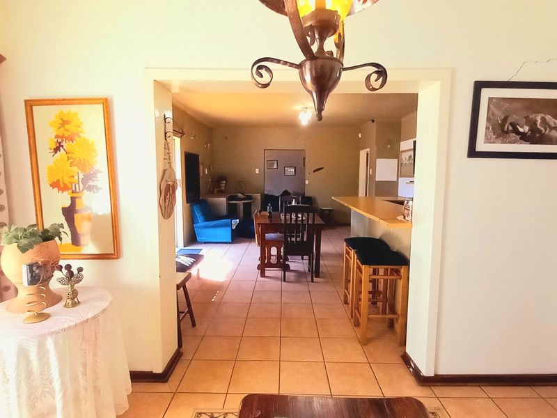 Generous 5-Bedroom Family Home in Prime Location – Walking Distance to Town & Schools - Photo 10