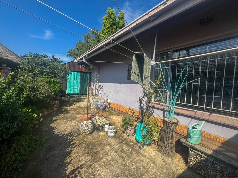 New listing - Photo 2