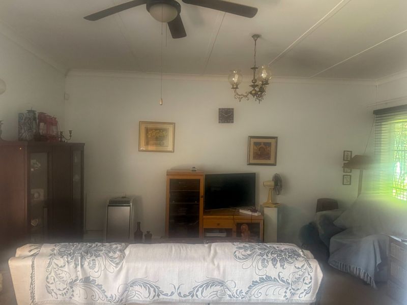 New listing - Photo 7