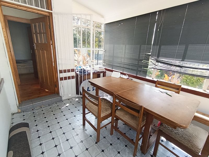 3 bed /1.5 bath house with a cottage- in Norwood - Photo 3