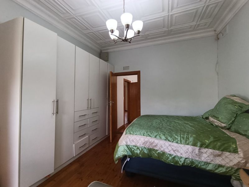 3 bed /1.5 bath house with a cottage- in Norwood - Photo 9