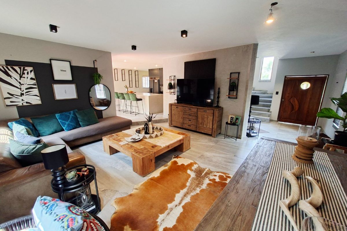 Ultra-Modern Living Reimagined: Fully Renovated Gem in The Wilds Estate - Photo 5