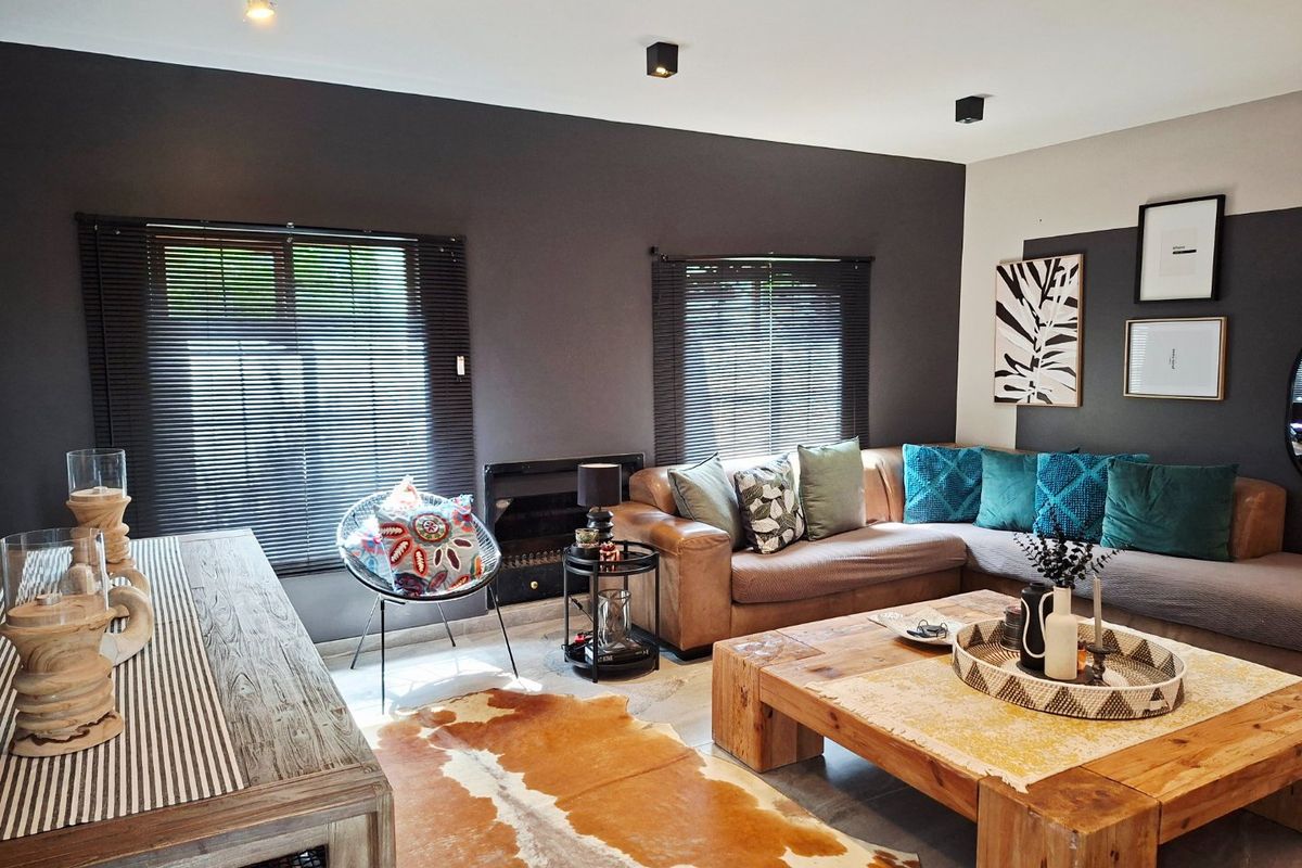 Ultra-Modern Living Reimagined: Fully Renovated Gem in The Wilds Estate - Photo 2