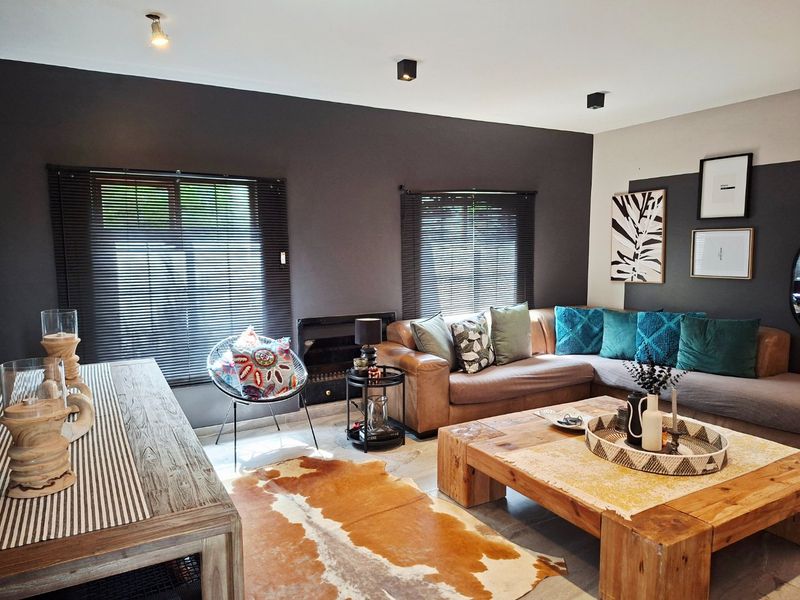 Ultra-Modern Living Reimagined: Fully Renovated Gem in The Wilds Estate - Photo 2