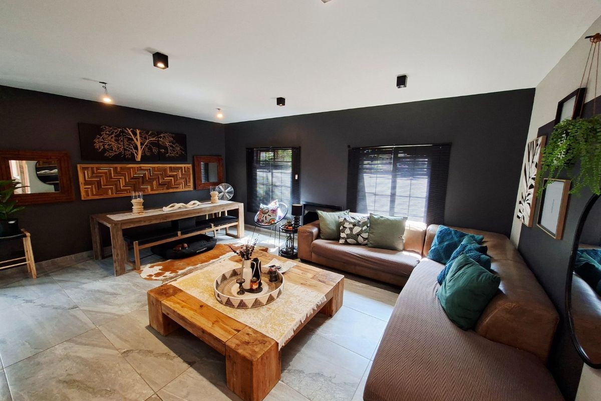 Ultra-Modern Living Reimagined: Fully Renovated Gem in The Wilds Estate - Photo 4