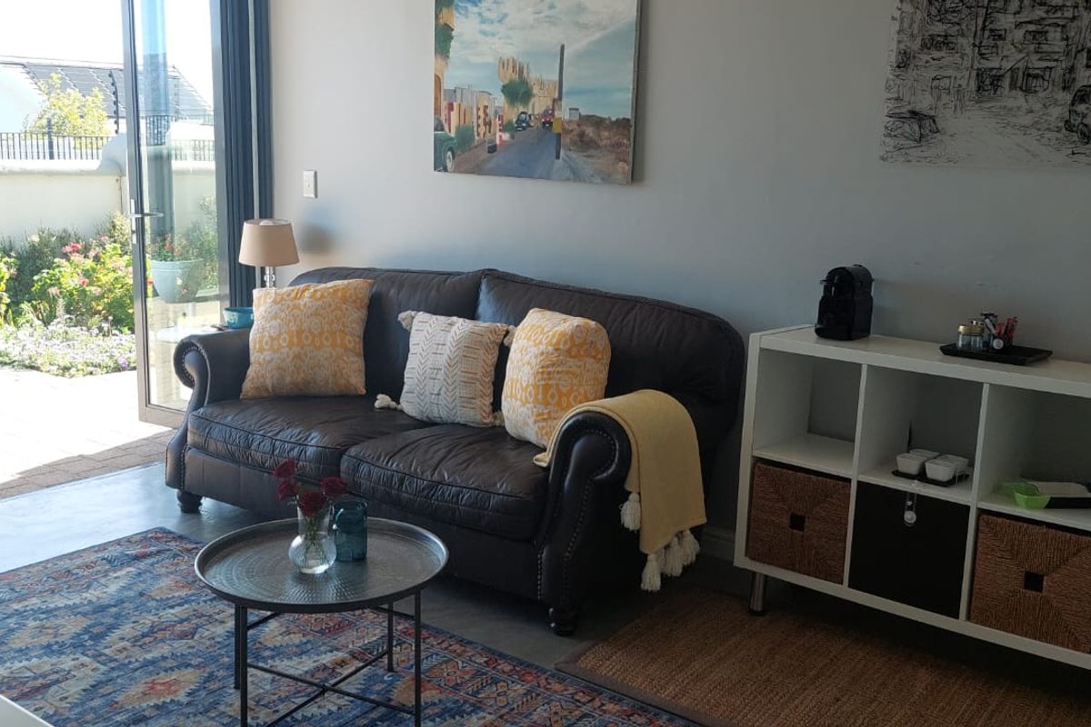 Luxurious Flatlet in Fairhaven Country Estate, Somerset West - Photo 3