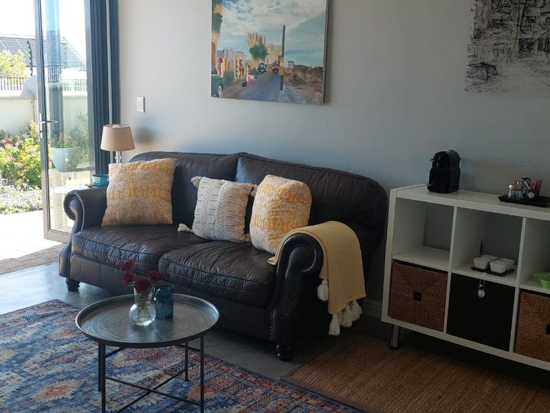 Luxurious Flatlet in Fairhaven Country Estate, Somerset West - Photo 3