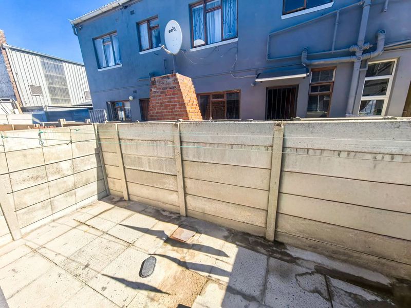 Cosy 3 Bed Townhouse in Grassy Park - Photo 7