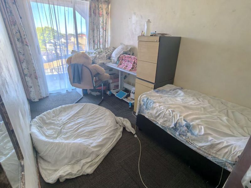 Cosy 3 Bed Townhouse in Grassy Park - Photo 5