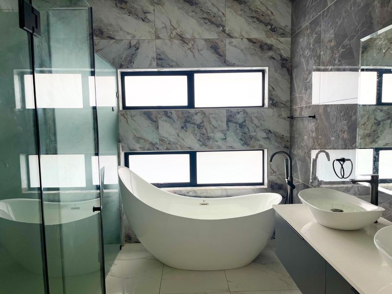 Sophisticated Family Home | Pool & Boma | Luxurious Main Suite  - Photo 10