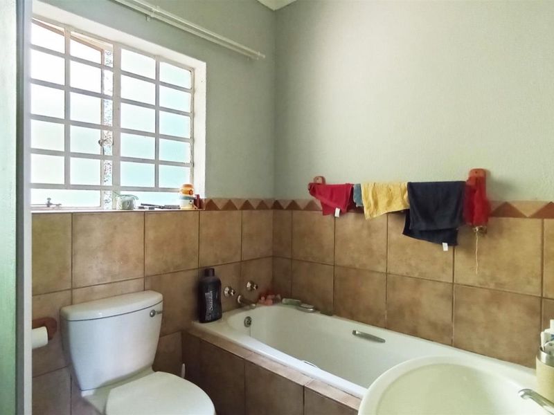 2 bedroom, 1 bathroom duplex in La Montagne  - Photo 8