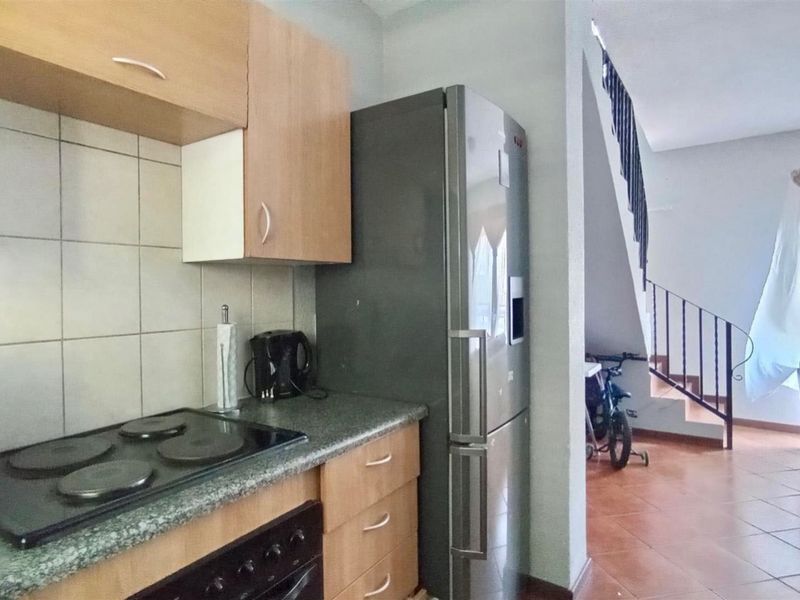 2 bedroom, 1 bathroom duplex in La Montagne  - Photo 6