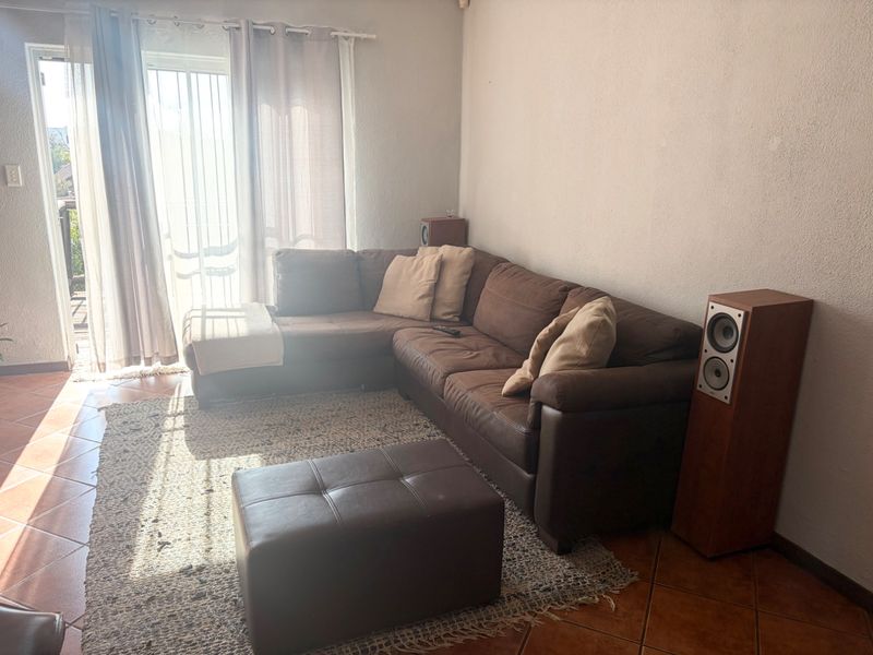 2 bedroom, 1 bathroom duplex in La Montagne  - Photo 4