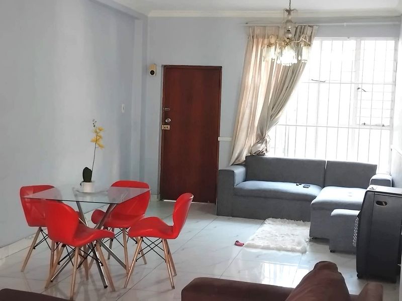 Spacious 2 Bedroom Apartment for sale in Bramley Park, Sandton  - Photo 5