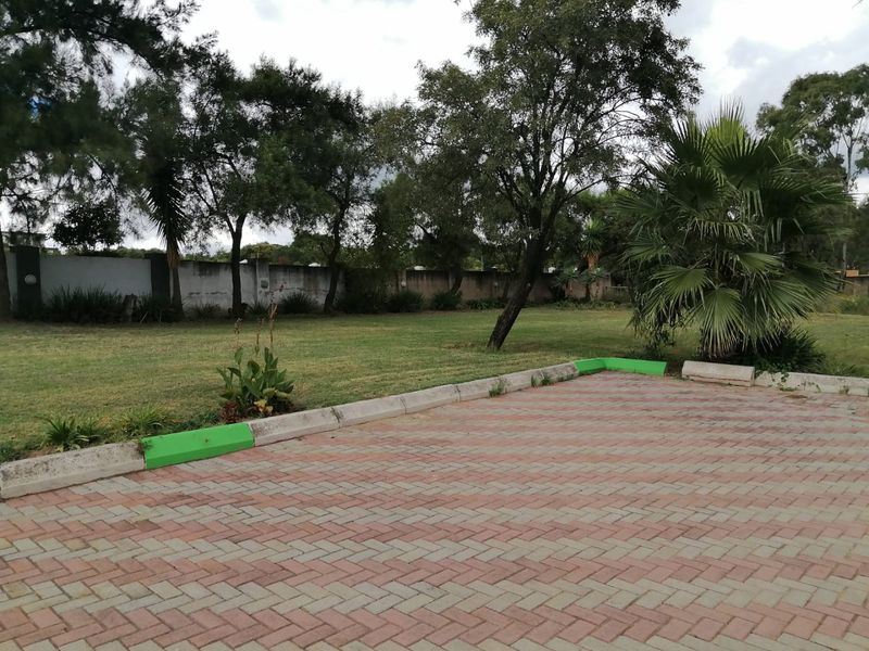 Event venue for rental  - Photo 8