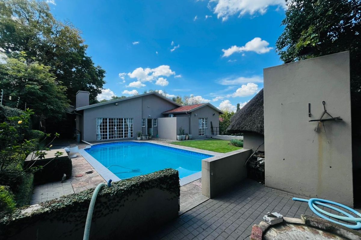 4 Bedroom Family Home for Sale in Blairgowrie - Photo 2