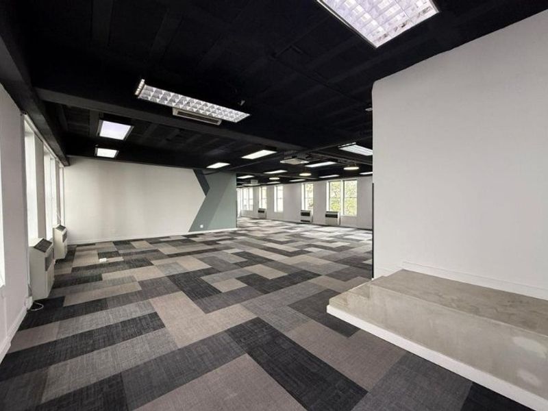 Modern Office suite to let in Rosebank, Sandton  - Photo 7