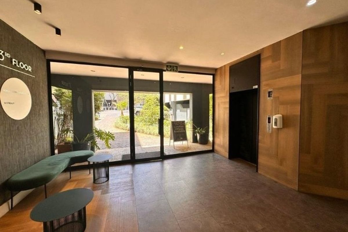 Modern Office suite to let in Rosebank, Sandton  - Photo 3