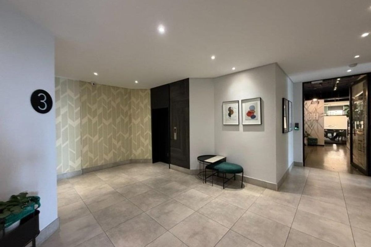 Modern Office suite to rent in Rosebank, Sandton  - Photo 3