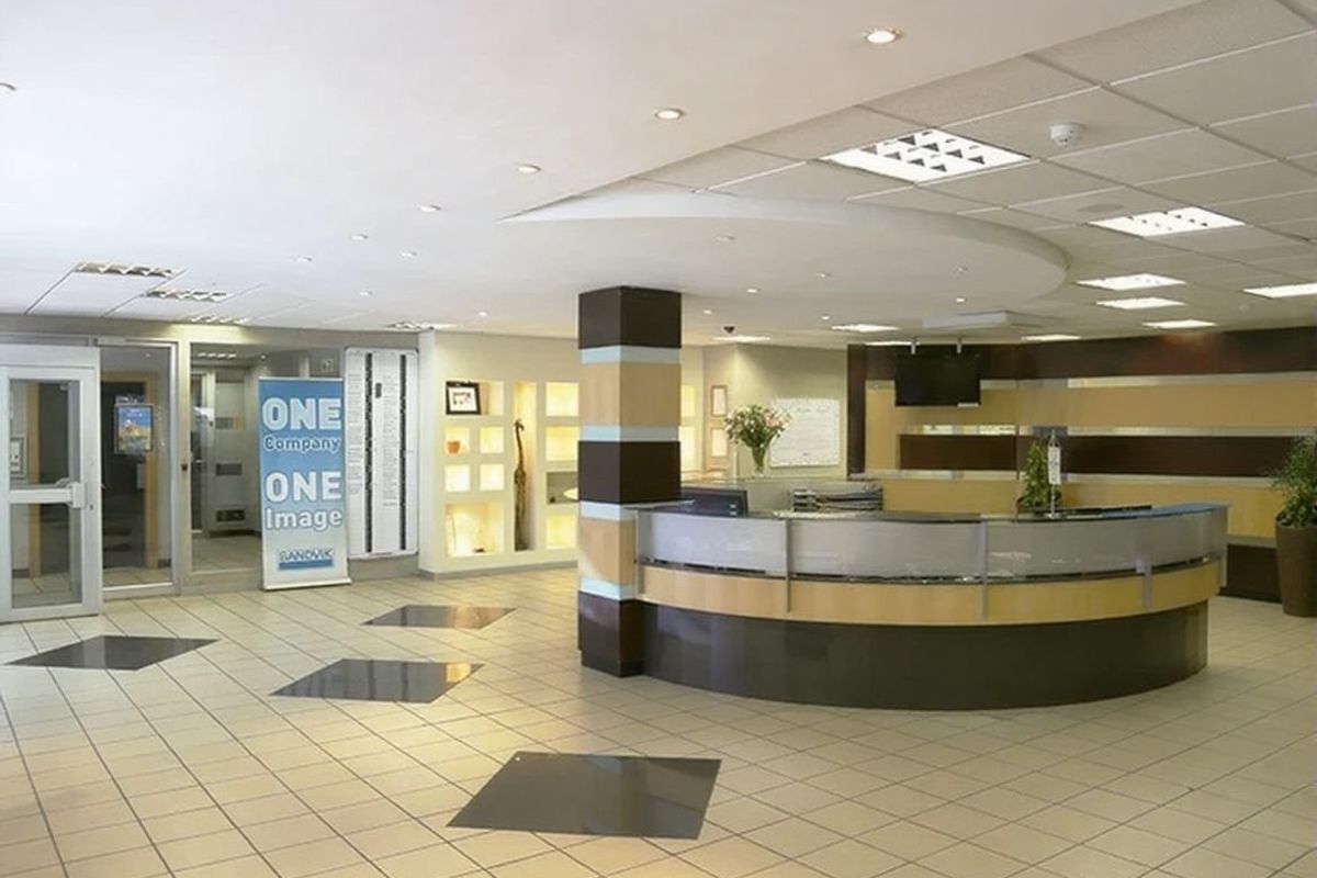 Modern Office to let in Prime Area, Bedfordview  - Photo 3