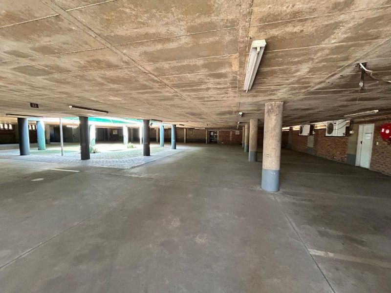 Modern Office to let in Prime Area, Bedfordview  - Photo 10