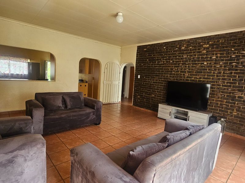 3 Bedroom house for sale  - Photo 9