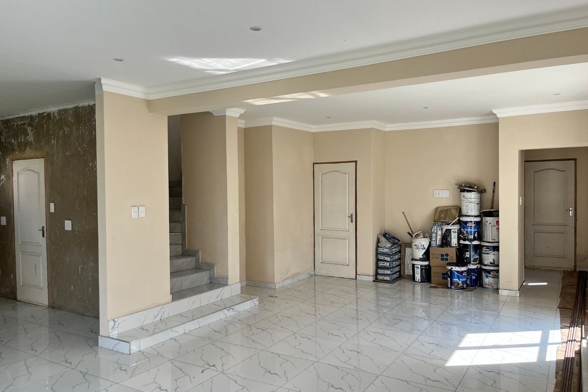 Elegant family living in Riverspray Estate - to be completed by buyer - Photo 5