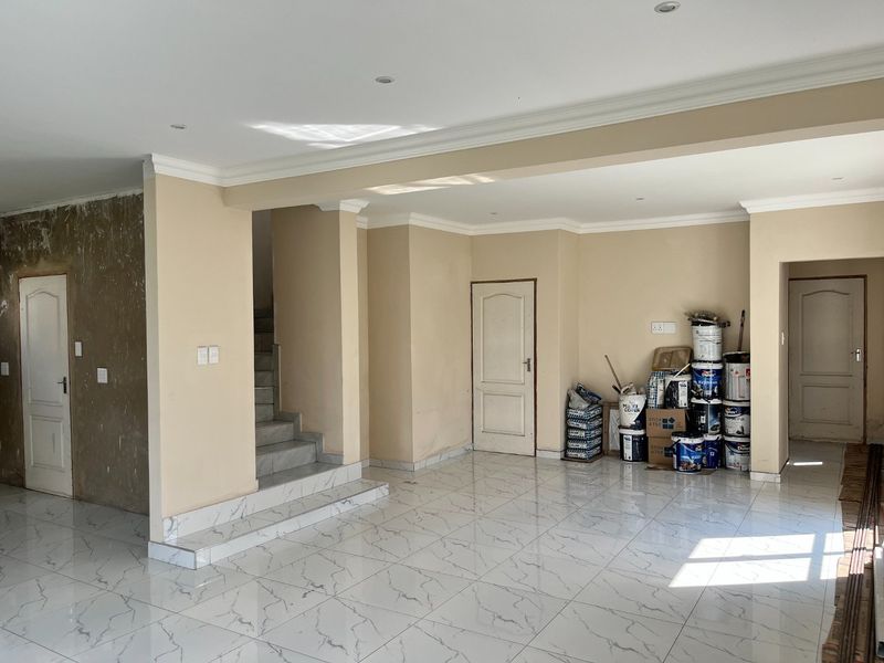 Elegant family living in Riverspray Estate - to be completed by buyer - Photo 5