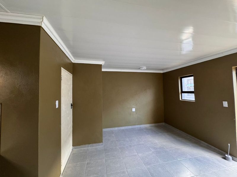 AFFORDABLE RENTAL ZAKARIYA EXT 4 - Photo 7