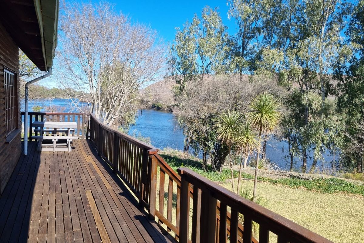 A hidden gem with scenic views of the Vaal River. - Photo 5