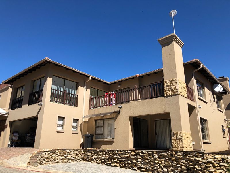 4 Bedroom Home in Kubali River Estate - Photo 2