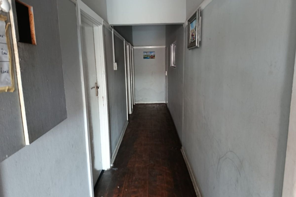 3Bedroom House In Sydenham - Photo 2