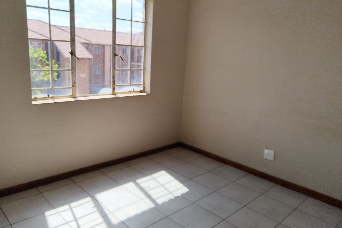 Investor's dream apartment  - Photo 2