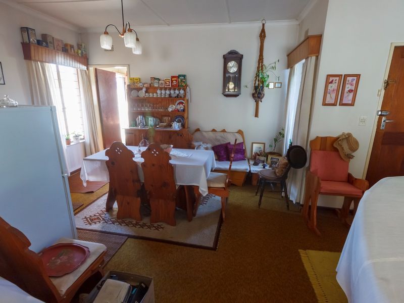 Charming Family Home in Mindalore – Spacious Living with a Lush Garden Retreat - Photo 7