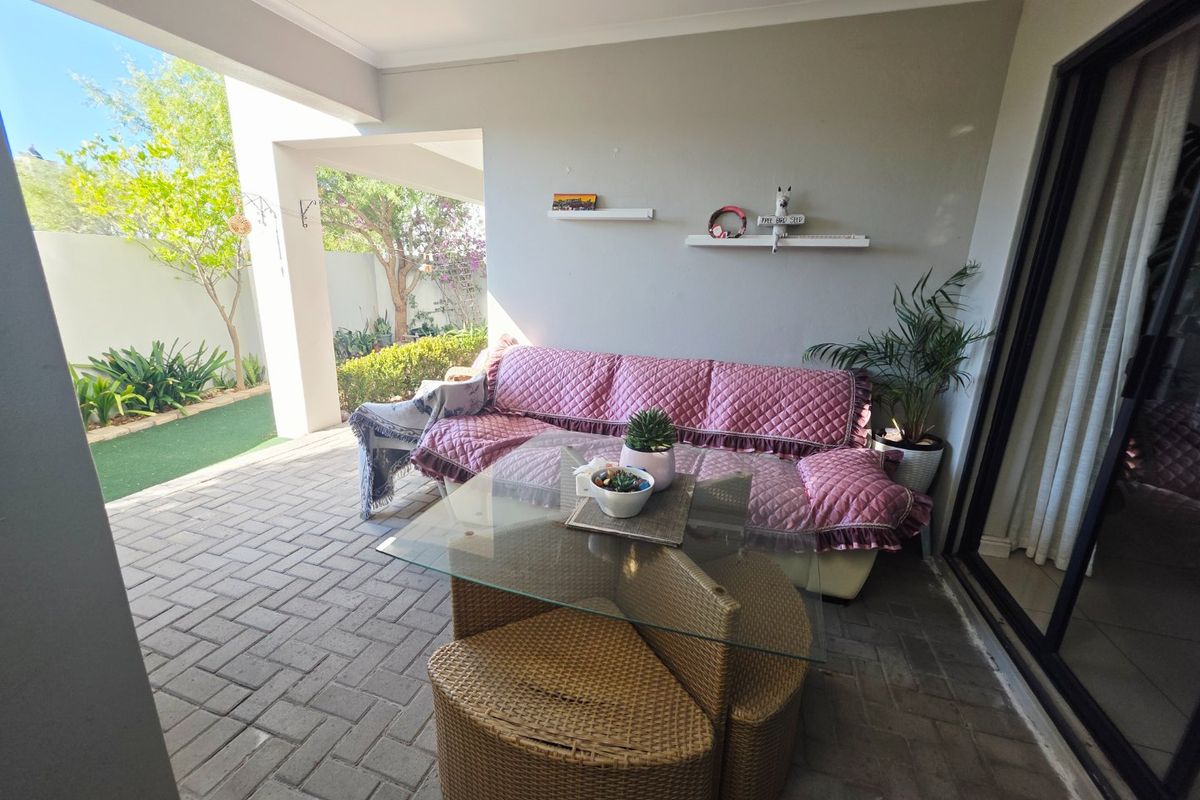 Sole Mandate - 3 Bedroom House For Sale in Parklands North Effortless Living in Kiara Village — A Corner Gem You'll Fall in Love With - Photo 2