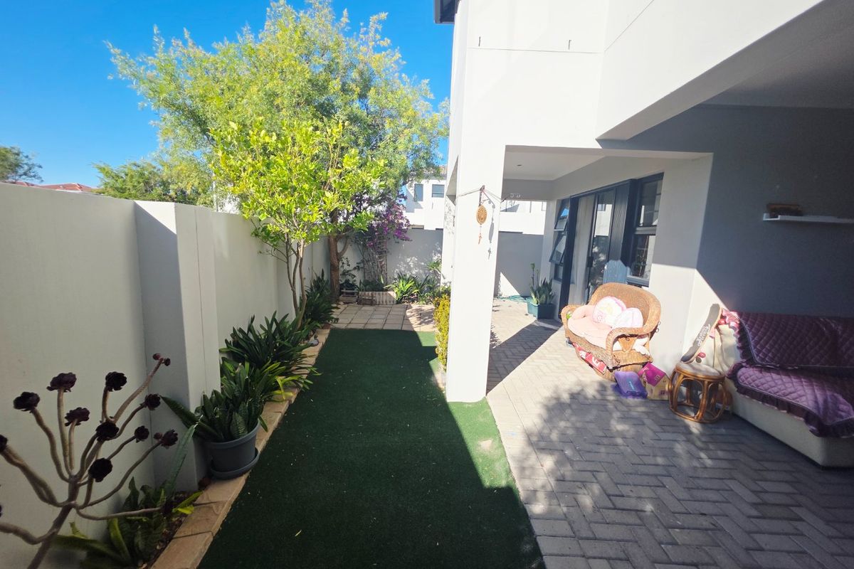 Sole Mandate - 3 Bedroom House For Sale in Parklands North Effortless Living in Kiara Village — A Corner Gem You'll Fall in Love With - Photo 5