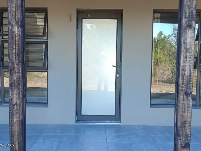 Secure Farm Living Near the Coast, Modern 2-Bedroom Home to Rent | Albertinia / Snipfontein - Photo 1