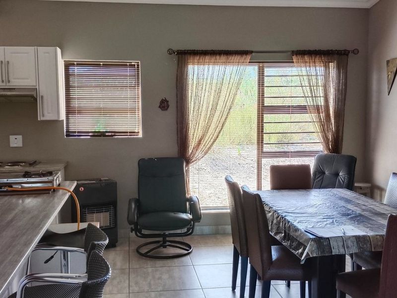 Secure Farm Living Near the Coast, Modern 2-Bedroom Home to Rent | Albertinia / Snipfontein - Photo 1