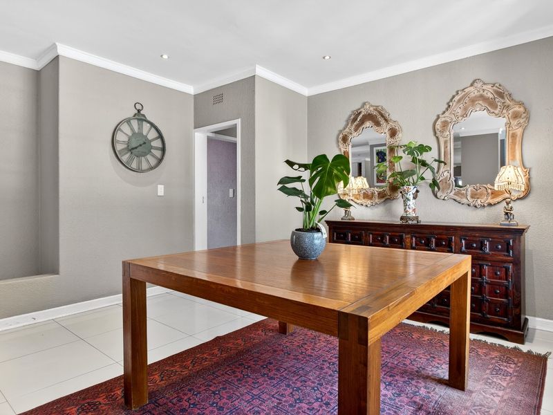 Spacious Family Living with Exceptional Entertainment Appeal in Norscot Slopes - Photo 4