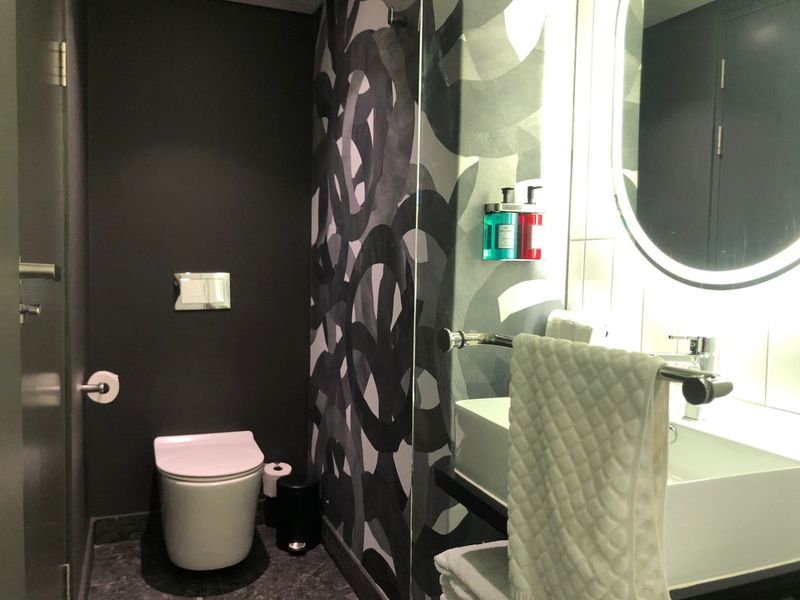 FOR SALE: Luxury Studio Apartment – The Rockefeller, Cape Town Foreshore - Photo 6