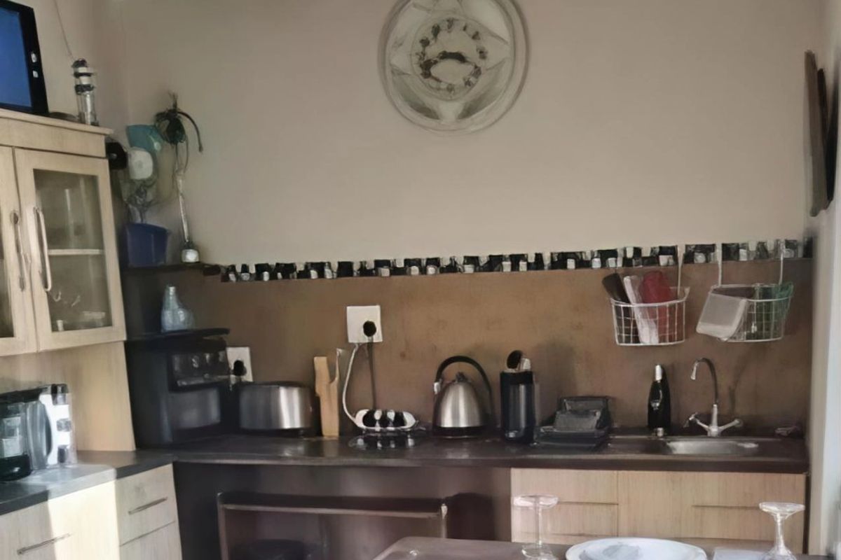 Fully Furnished Flat to Rent in Jeffreys Bay - Photo 4